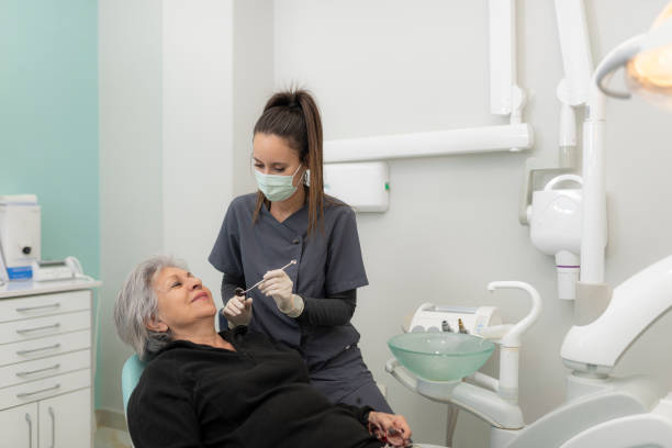 Best Emergency Dentist Open Today  in Westhaven Moonstone, CA